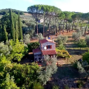 Il-pino Ferienhaus
